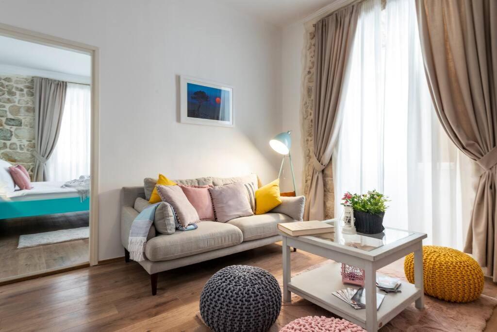 Flora-Heartbeat Old City Three Bedrooms Apartment Дубровник Экстерьер фото