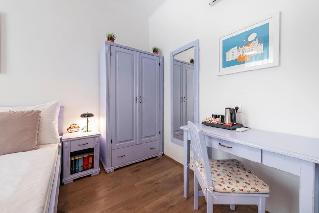 Flora-Heartbeat Old City Three Bedrooms Apartment Дубровник Экстерьер фото