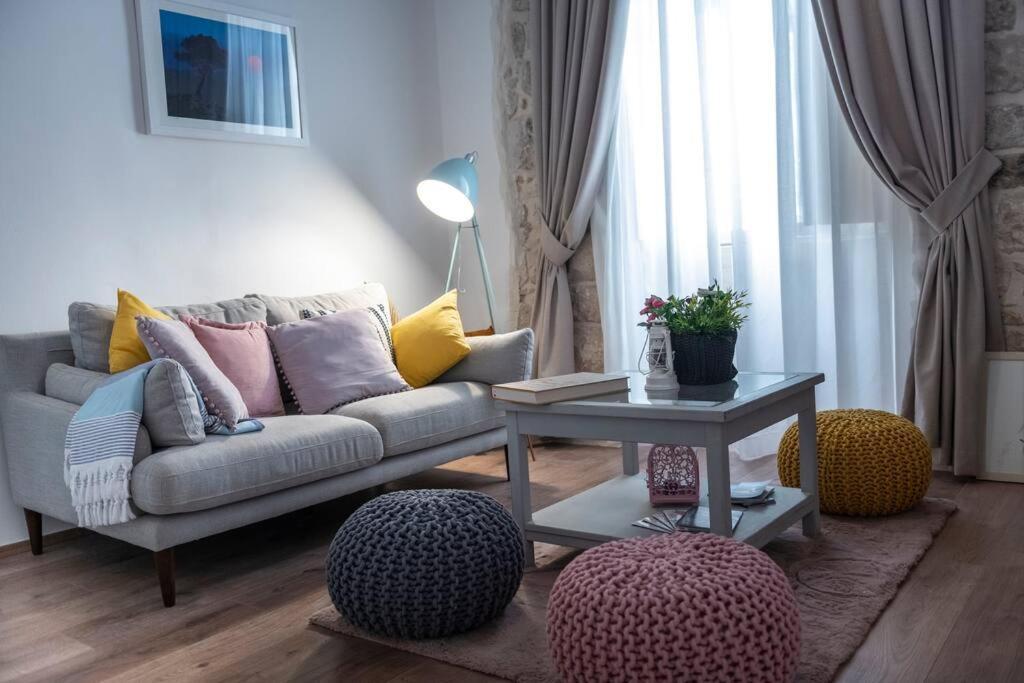 Flora-Heartbeat Old City Three Bedrooms Apartment Дубровник Экстерьер фото